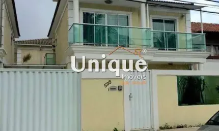 Linda casa com 3 suítes no Portinho à venda Por R$ 980.000,00.