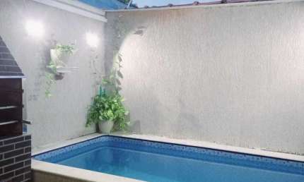 Sobrado 2 suítes piscina individual em Condomínio novo lado praia....