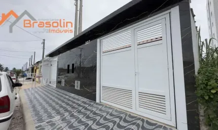 Casa nova 2 dormitórios com piscina lado praia. mongaguá, itaoca