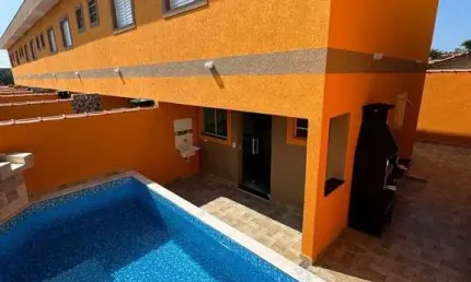 Sobrado em condomínio 2 dormitórios, com piscina individual - Cibratel II, Itanhaém.