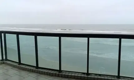Apartamento 4 dormitórios frente ao mar no centro, mongaguá/sp.