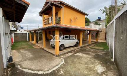 Casa com 3 dormitórios à venda, 205 m² por R$ 638.500 - Maracanã - Jarinu/SP