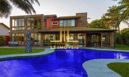 CASA LUXUOSA - 8 QUARTOS SENDO 6 SUÍTES - FRENTE MAR - INTERLAGOS