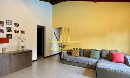 CASA ALTO PADRÃO - 3 QUARTOS SENDO 1 SUÍTE - GUARAJUBA