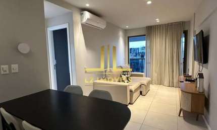 APARTAMENTO - QUARTO E SALA - PORTEIRA FECHADA - BARRA