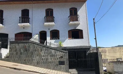Casa com 3 quartos à venda na Rua Rafael Zacarias, Democrata, Juiz de Fora