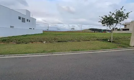 Terreno em condomínio fechado à venda na Rua Uberlândia, Alphaville, Juiz de Fora
