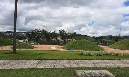 Terreno em condomínio fechado à venda na Rua Itanhandu, Alphaville, Juiz de Fora