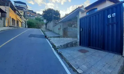 Casa com 3 quartos à venda na Rua Manoel de Castro Lessa, Eldorado, Juiz de Fora
