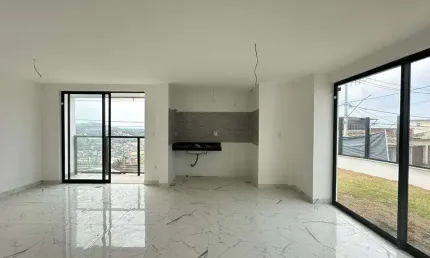 Casa com 2 quartos à venda na Rua Regente, São Pedro, Juiz de Fora
