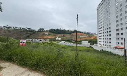 Terreno à venda na Rua José Victório Castegliani, Marilândia, Juiz de Fora