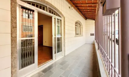 Casa com 4 quartos à venda na Rua Lemos Monteiro, Lourdes, Juiz de Fora