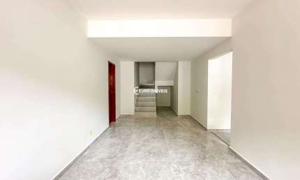 Casa com 3 quartos à venda na Rua das Calcedônias, Marilândia, Juiz de Fora