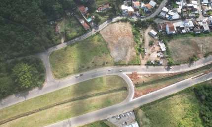Terreno à venda na Rua José Kirchmaier, São Pedro, Juiz de Fora