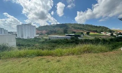 Terreno em condomínio fechado à venda na Rua Octávio Malvaccini, São Pedro, Juiz de Fora