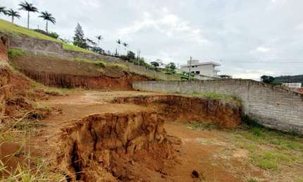 Terreno à venda no Vina Del Mar, Juiz de Fora 