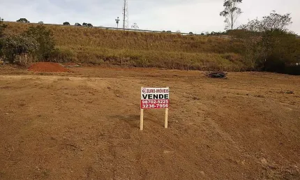 Terreno à venda no São Pedro, Juiz de Fora 