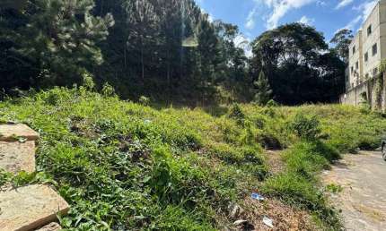 Terreno à venda no São Pedro, Juiz de Fora 
