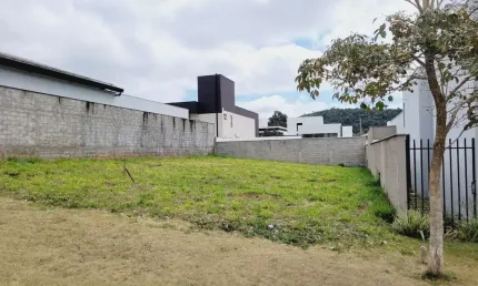 Terreno à venda no Vina Del Mar, Juiz de Fora 