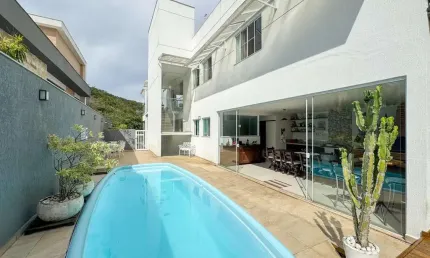 Casa em condomínio fechado com 3 quartos à venda na Rua Joaquim Honório Loures, Nova Gramado, Juiz de Fora