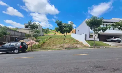 Terreno à venda no Salvaterra, Juiz de Fora 