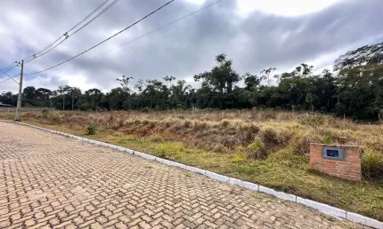 Terreno 1500 metros quadrados, no condomínio colinas do sol, juiz de fora, mg.