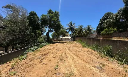 Terreno de 400 m2 murado na praia dos adventistas Guarapari