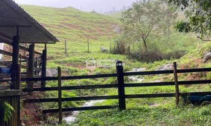 Terreno à venda na Estrada José Bernardo Entringer, 455, Comunidade Urbana de Iguape, Guarapari
