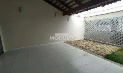 Casa residencial para locação no bairro Jardim Patrícia