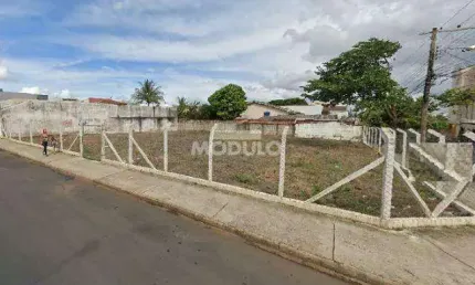 Terreno comercial para alugar na Avenida Afonso Pena, --, Umuarama, Uberlândia