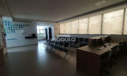 SALA para aluguel, 1 vaga, Osvaldo Rezende - Uberlândia/MG