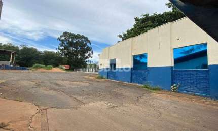 Barracão comercial para locação Distrito Industrial