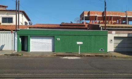 CASA RESIDENCIAL à venda, 3 quartos, 1 suíte, 5 vagas, NOSSA SENHORA APARECIDA - Uberlândia/MG