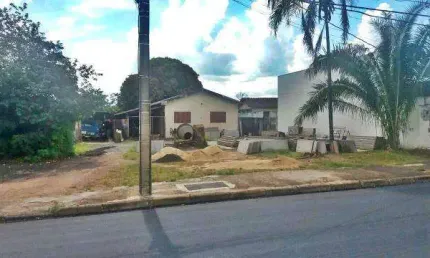 CASA RESIDENCIAL à venda, 3 quartos, 2 vagas, Presidente Roosevelt - Uberlândia/MG