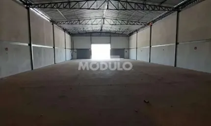 Barracão / Galpão / Depósito para alugar na Avenida Manoel Madruga, --, Shopping Park, Uberlândia