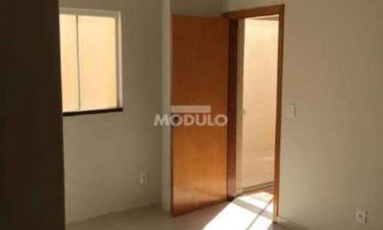 APARTAMENTO à venda, 2 quartos, 1 vaga, LAGOINHA - Uberlândia/MG
