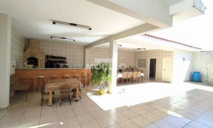 CASA RESIDENCIAL à venda, 3 quartos, 3 suítes, 6 vagas, Presidente Roosevelt - Uberlândia/MG