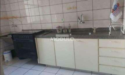 Apartamento semi-mobiliado residencial para locação no Santa Mônica