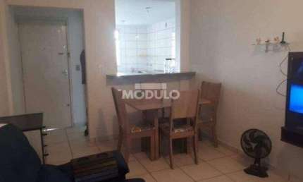 Apartamento Semi Mobiliado para locação Bairro Santa Mônica