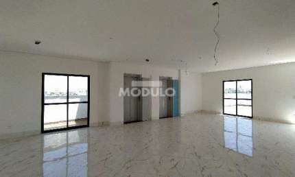Casa para alugar na Avenida Rondon Pacheco, --, Tibery, Uberlândia
