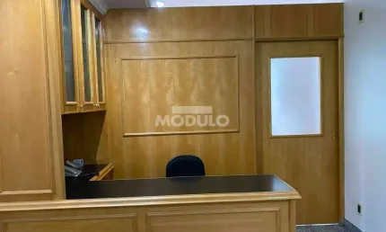 Sala comercial para alugar na Avenida Getúlio Vargas, --, Martins, Uberlândia