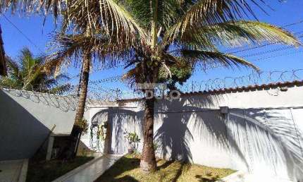 Casa com 3 quartos à venda na Avenida José Gonzaga de Freitas, --, São Jorge, Uberlândia