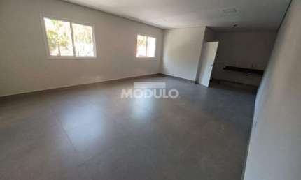 Sala comercial para alugar na Praça Tubal Vilela, --, Centro, Uberlândia