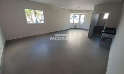 Sala comercial para alugar na Praça Tubal Vilela, --, Centro, Uberlândia