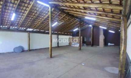 Ponto comercial para alugar na Rua Simão Pinto Machado, --, Jardim Europa, Uberlândia