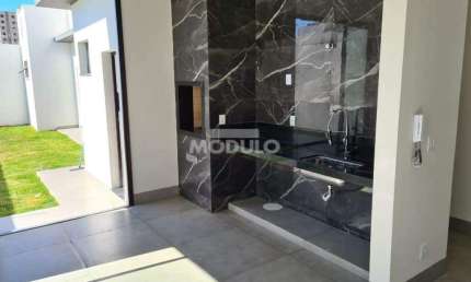 Casa com 3 quartos à venda na Rua Pigmento, --, Grand Ville, Uberlândia