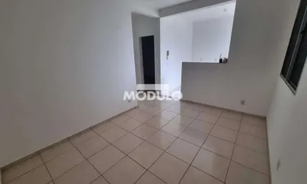 Apartamento com 2 quartos para alugar na Rua SU1, --, Gávea, Uberlândia