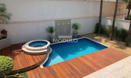 Casa em condomínio fechado com 3 quartos à venda na Avenida dos Vinhedos, --, Morada da Colina, Uberlândia