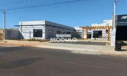Ponto comercial para alugar na Avenida Wilson Rodrigues da Silva, --, Residencial Pequis, Uberlândia