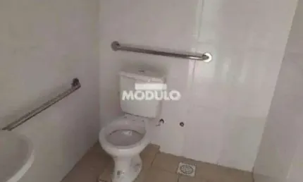 Ponto comercial para alugar na Avenida Wilson Rodrigues da Silva, --, Residencial Pequis, Uberlândia
